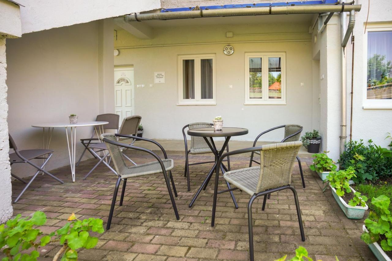 Piroska Bartok Teri Apartman 01 Eger Luaran gambar